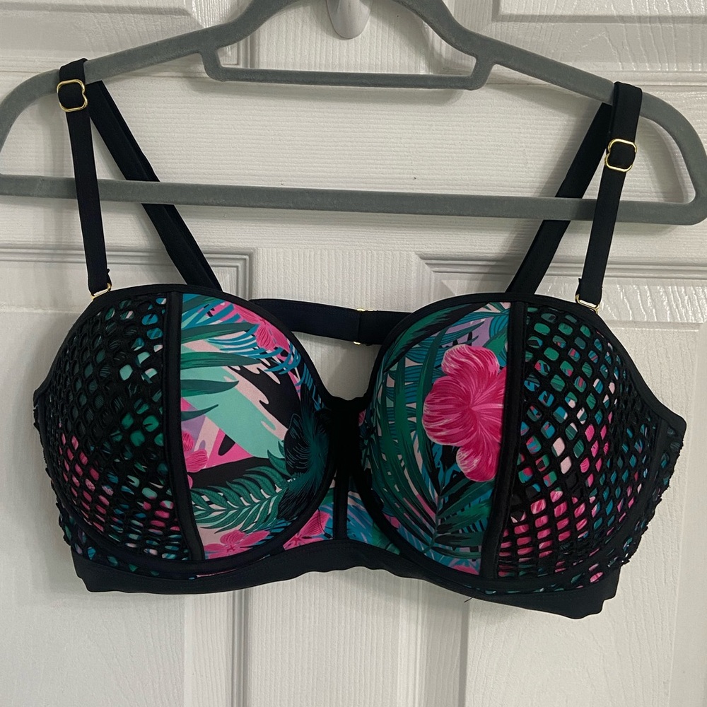 Swimsuits For All Black Pink Padded Bikini Swim Top Adjustable Floral Tropical